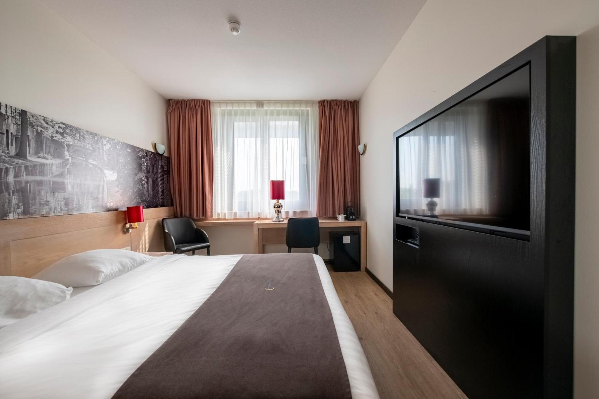 Bastion Hotel 3*